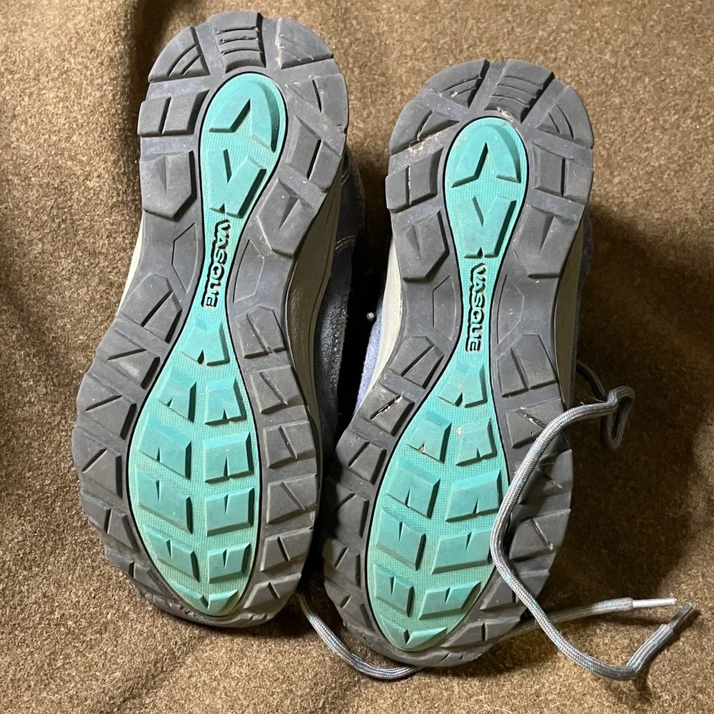 Vasque Breeze waterproof leather hiking boots big kids 3